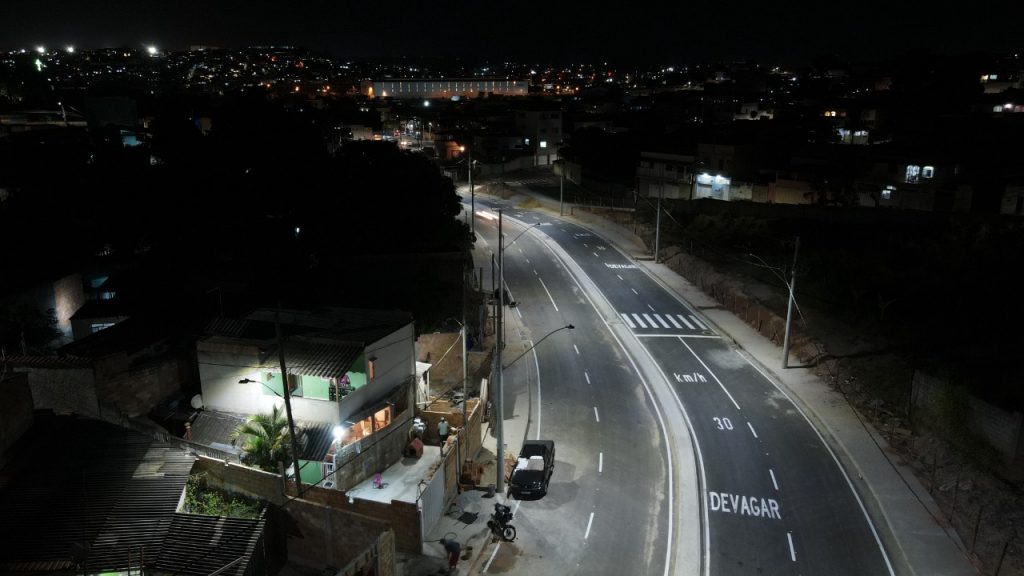 Avenida Independência, na regional Imbiruçu em Betim (MG)