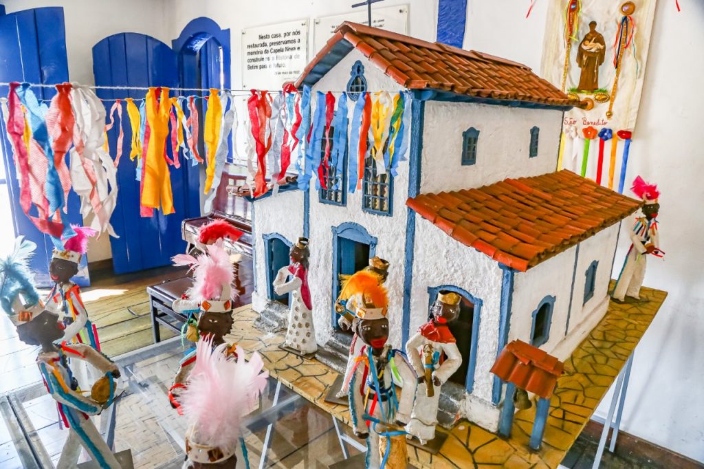 Casa da Cultura reabre com exposição sobre congado - Foto: Lucas Pinho/Divulgação